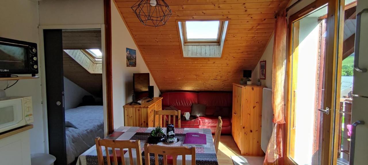 Appartement T2 A Bernex Avec Wifi, Vue Sur Montagne Luaran gambar